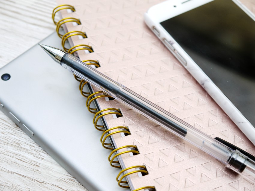 How my blog brings in 20% of my income full time blogging making money freelance the beauty type.jpg
