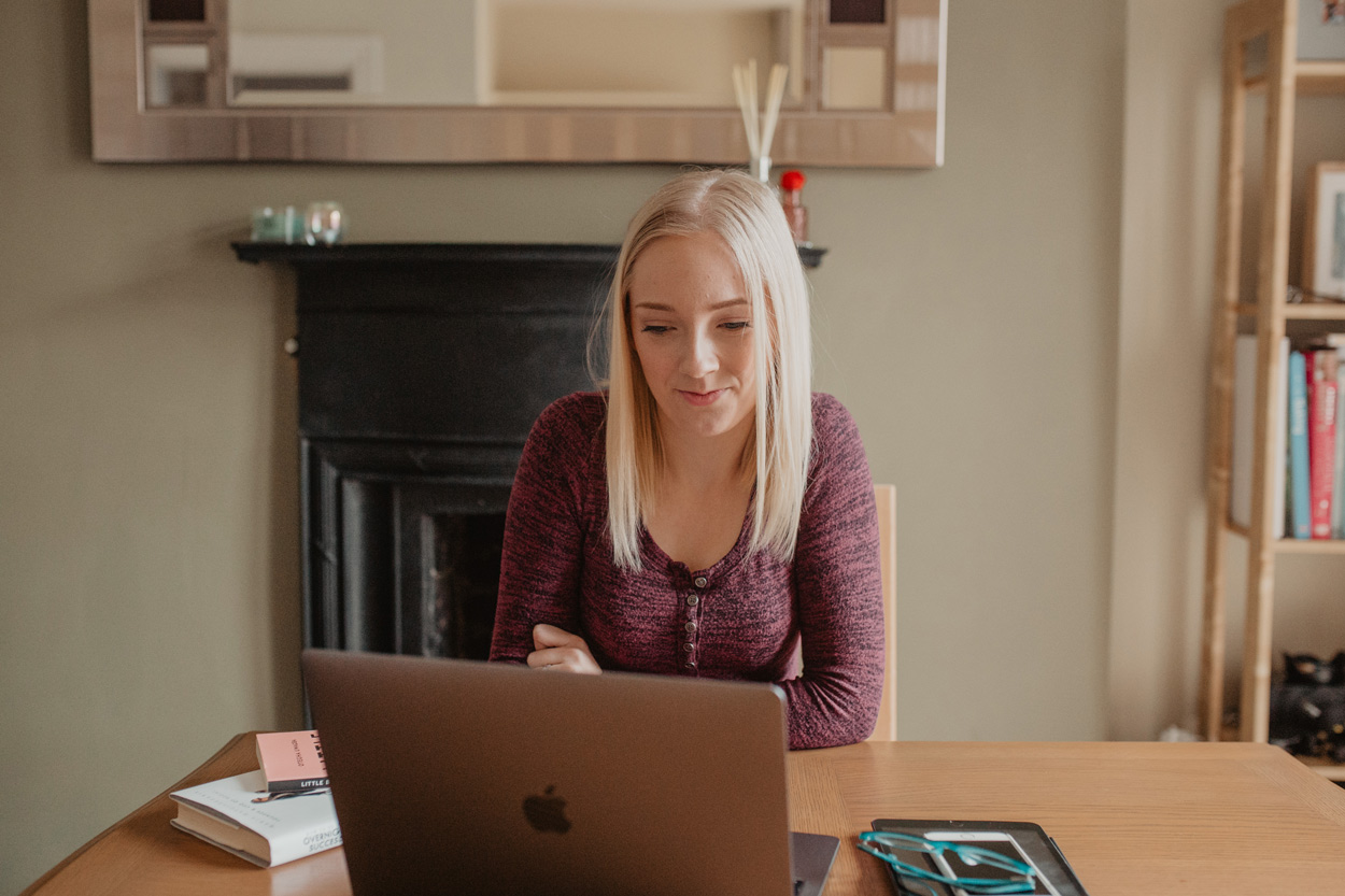 A week in the life of a freelance magazine editor and digital marketer - thebeautytype.com