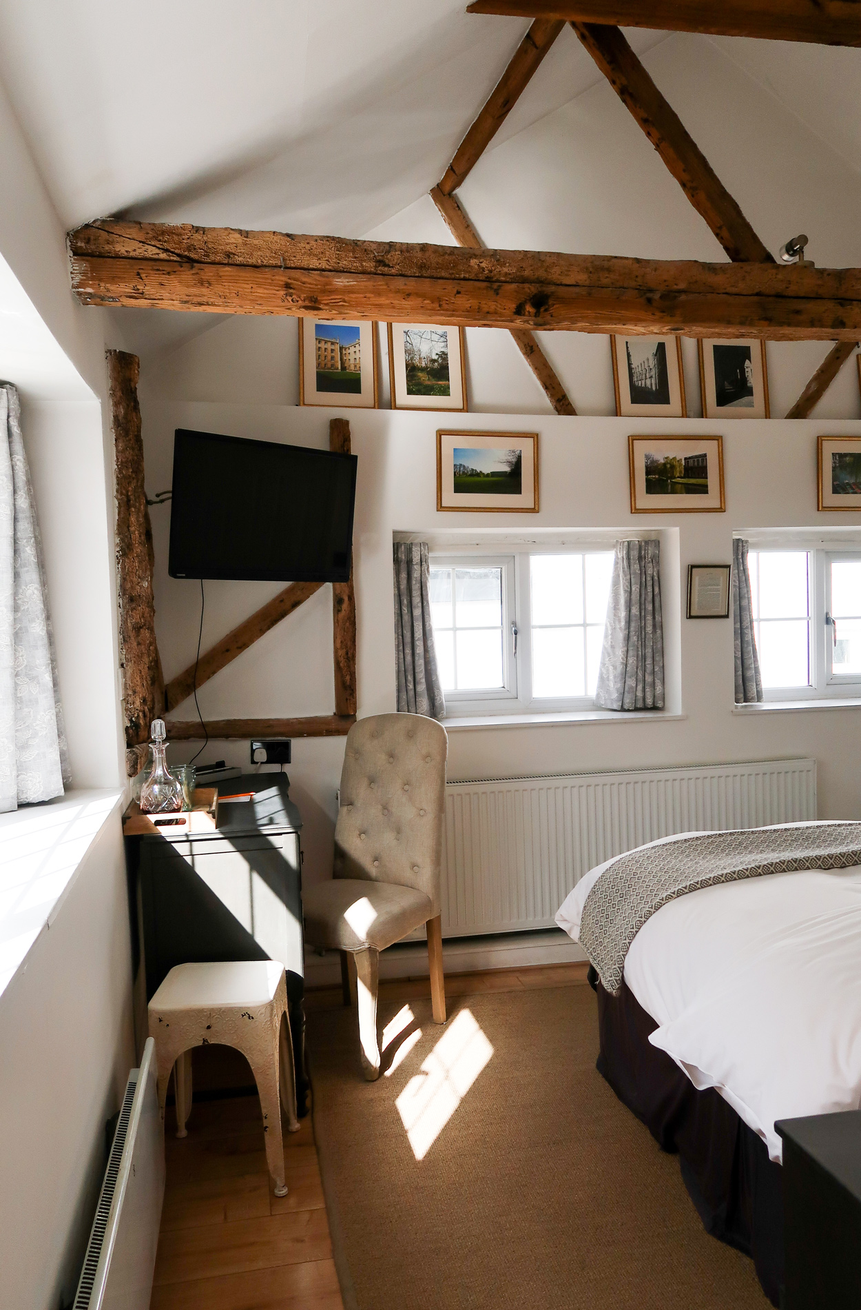 The Pear Tree Inn - The Pear and Olive Scratch Kitchen self catering cottages rooms Cambridge Hildersham review thebeautytype.com cambridge blogger