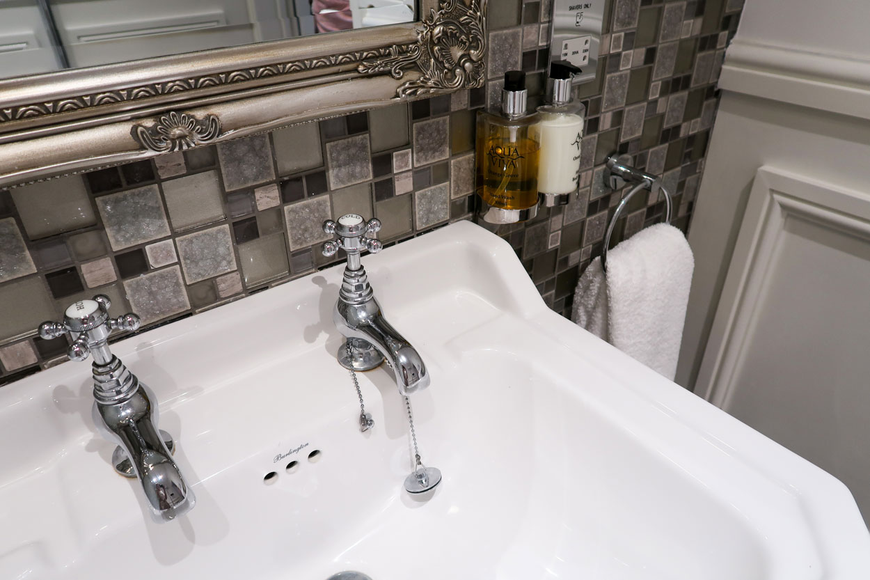 No.82 The Unthank Norwich Air bnb review travel blog thebeautytype.com0