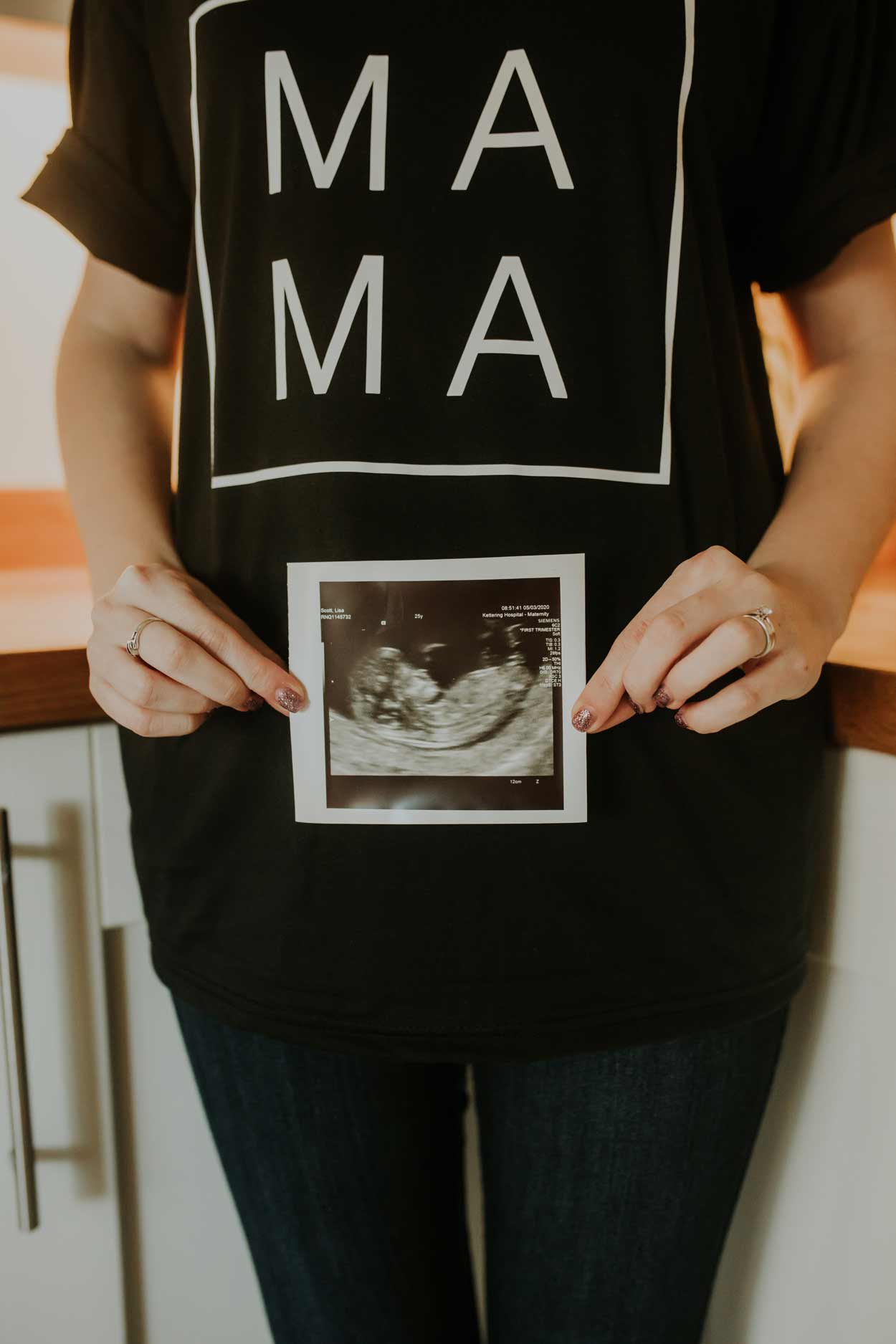 I'm pregnant first trimester update and announcement thebeautytype.com